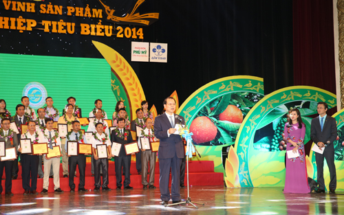 Tôn vinh 145 sản phẩm nông nghiệp tiêu biểu năm 2014